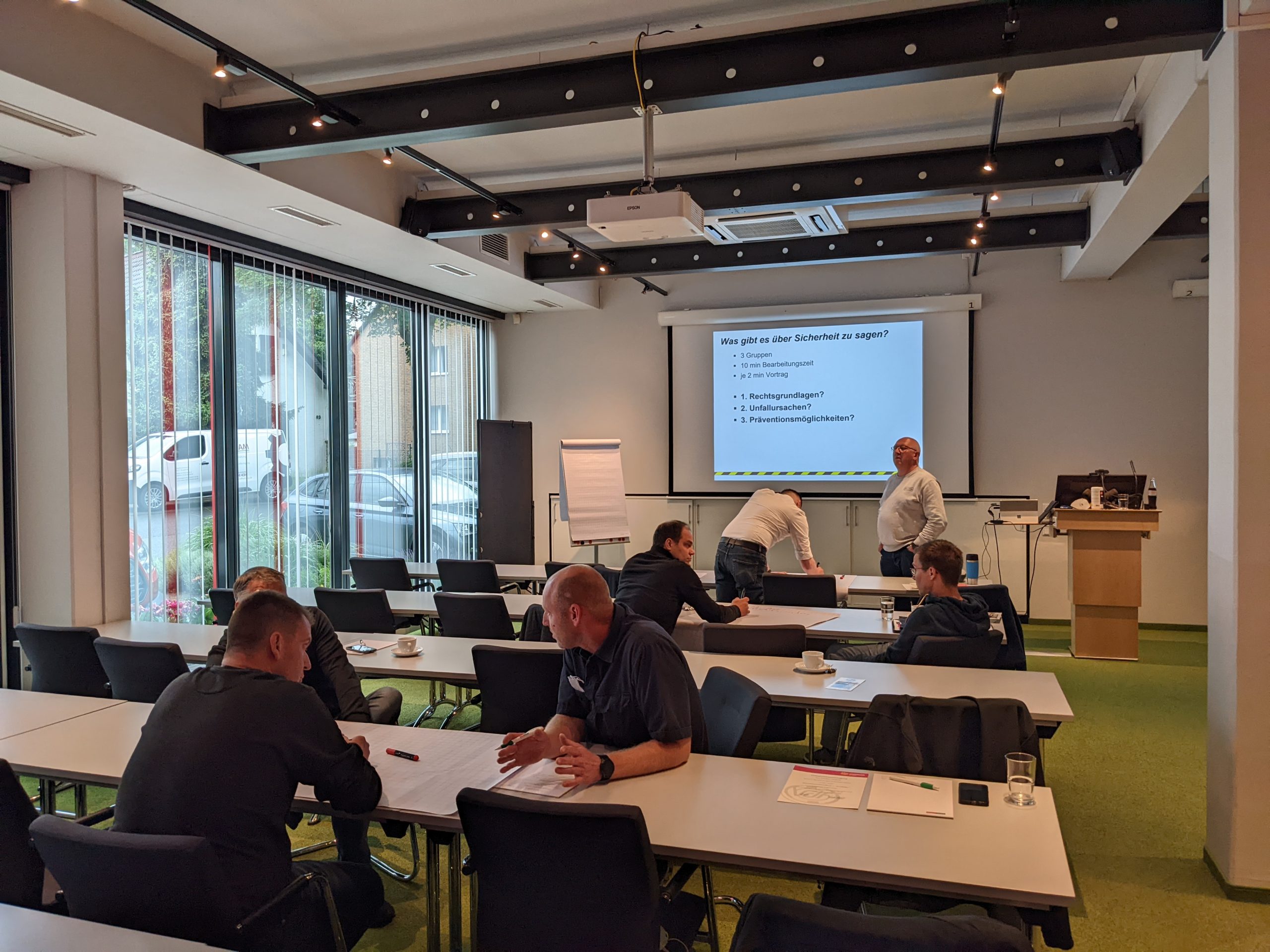 Endlich wieder Präsenz-Seminar: Modul 1 beim VdF NRW in Wuppertal